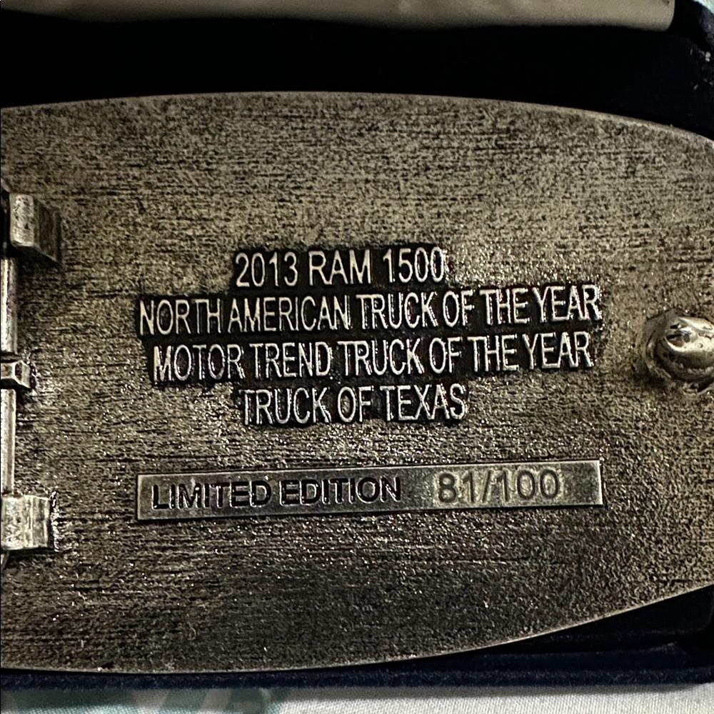 Montana Silversmiths 2013 RAM 1500 Belt Buckle 81/100. Truck of the Year. - Picture 5 of 6